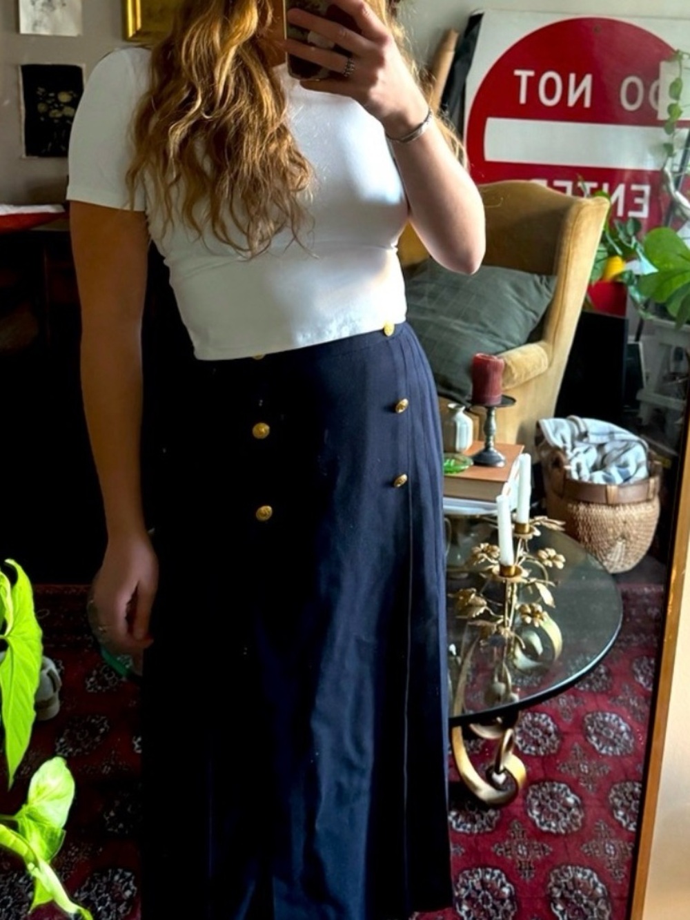 Vintage 100% wool pleated midi skirt w gold filigree buttons - sz 8 fits like 28